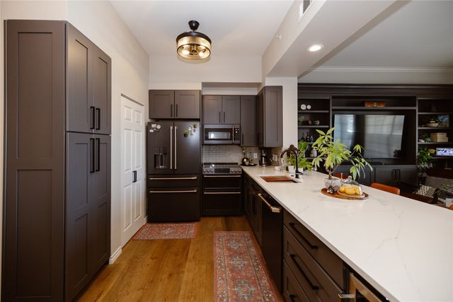 3225 Turtle Creek Boulevard 812, Dallas, TX 75219