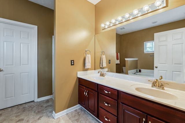 7105 Smokey Hill Rd, Antioch, TN 37013