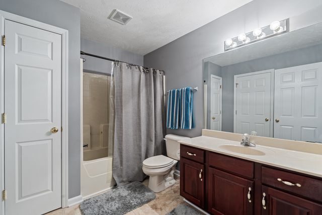 7105 Smokey Hill Rd, Antioch, TN 37013