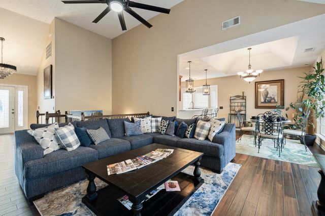 7105 Smokey Hill Rd, Antioch, TN 37013