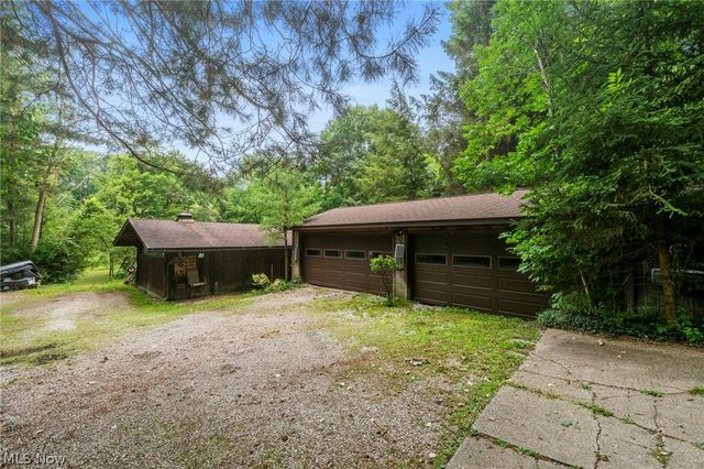 13610 Sperry Road, Novelty, OH 44072