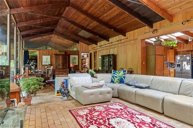13610 Sperry Road, Novelty, OH 44072