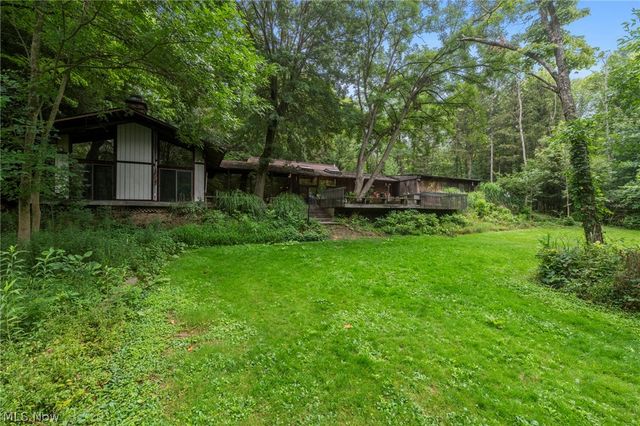 13610 Sperry Road, Novelty, OH 44072