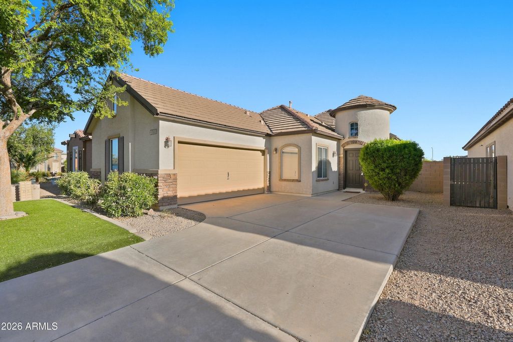 14843 W SHAW BUTTE Drive, Surprise, AZ 85379 — photo 2