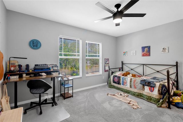 2852 BAYSHORE TRAILS DR, Tampa, FL 33611