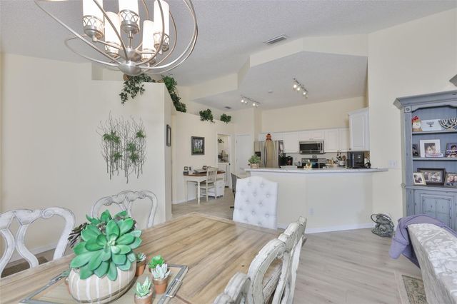 2012 NANTUCKET DRIVE 22, Sun City Center, FL 33573