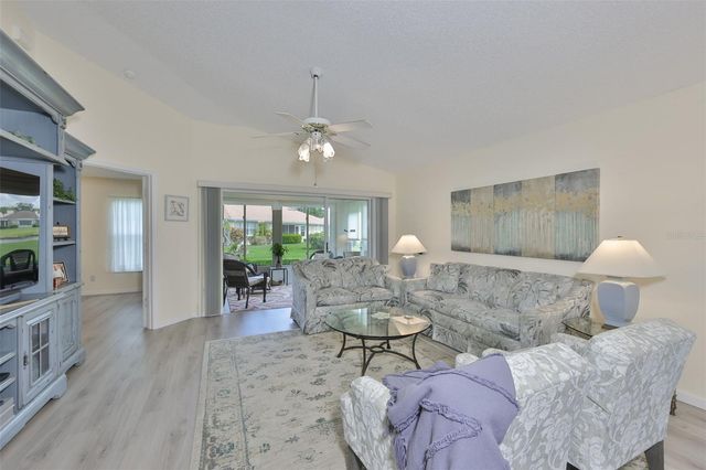 2012 NANTUCKET DRIVE 22, Sun City Center, FL 33573