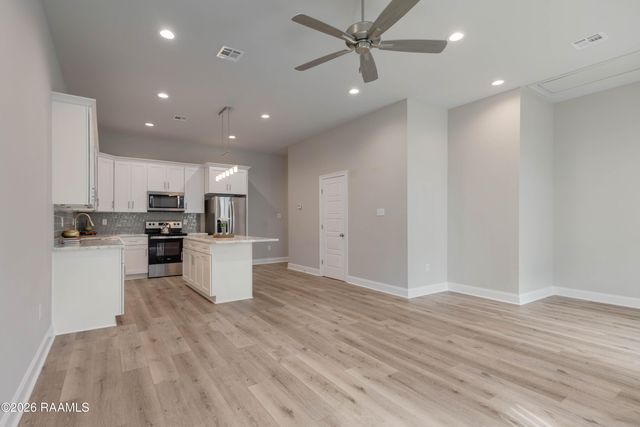 102 Canvasback Drive, Youngsville, LA 70592