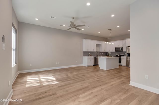 102 Canvasback Drive, Youngsville, LA 70592