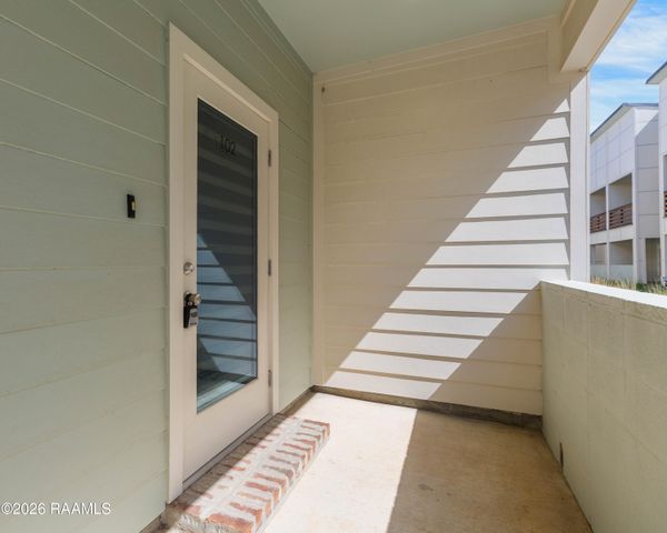 102 Canvasback Drive, Youngsville, LA 70592