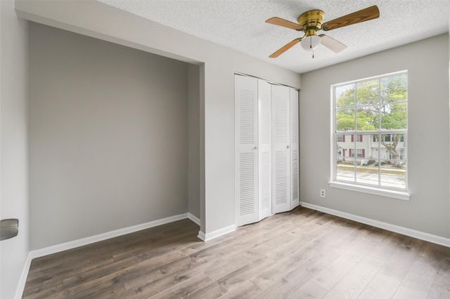 110 Old English Court, Jupiter, FL 33477