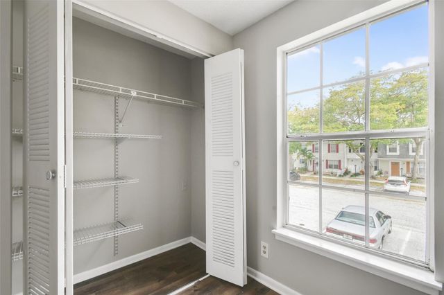 110 Old English Court, Jupiter, FL 33477