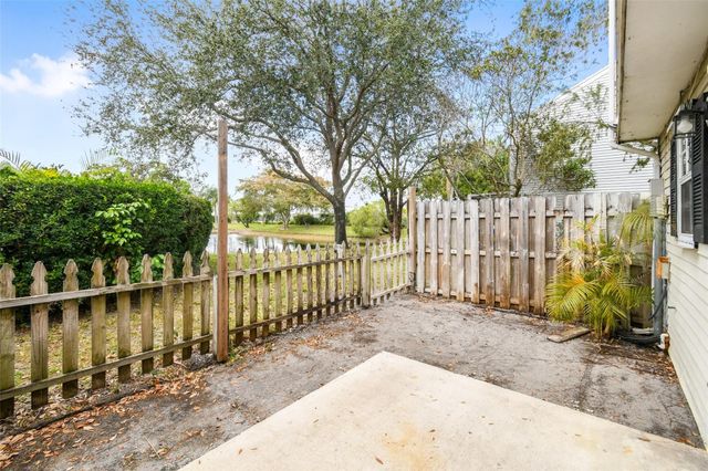 110 Old English Court, Jupiter, FL 33477