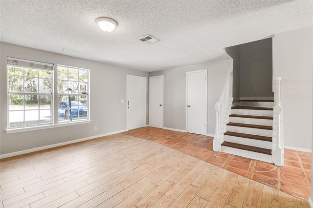 110 Old English Court, Jupiter, FL 33477