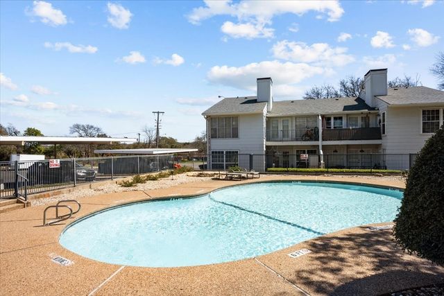 2903 Lake Shore Drive 303, Waco, TX 76708