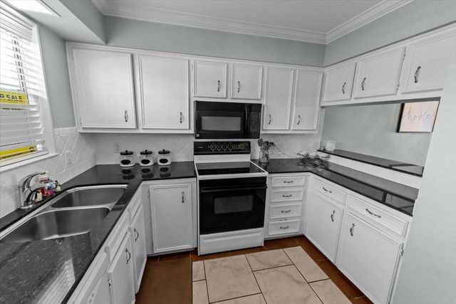 2903 Lake Shore Drive 303, Waco, TX 76708