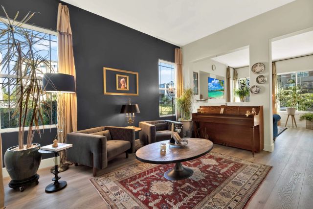 12079 World Trade Dr 4, San Diego, CA 92128