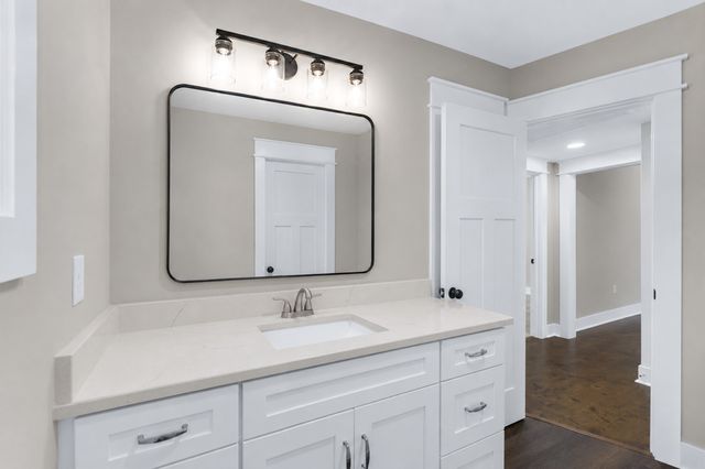 204 Foxboro Ln, Tullahoma, TN 37388