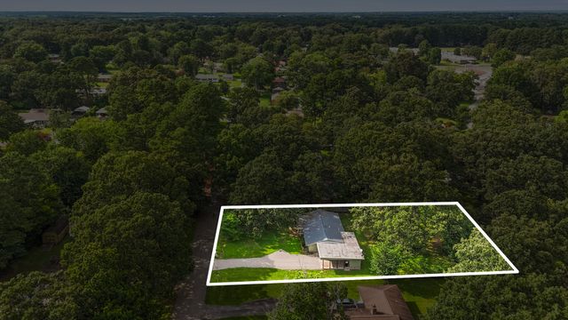 204 Foxboro Ln, Tullahoma, TN 37388