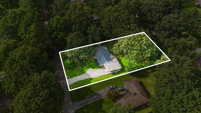 204 Foxboro Ln, Tullahoma, TN 37388
