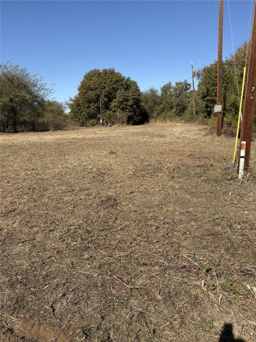 3009 Rolling Oaks Drive, Cleburne, TX 76031