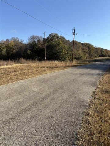 3009 Rolling Oaks Drive, Cleburne, TX 76031