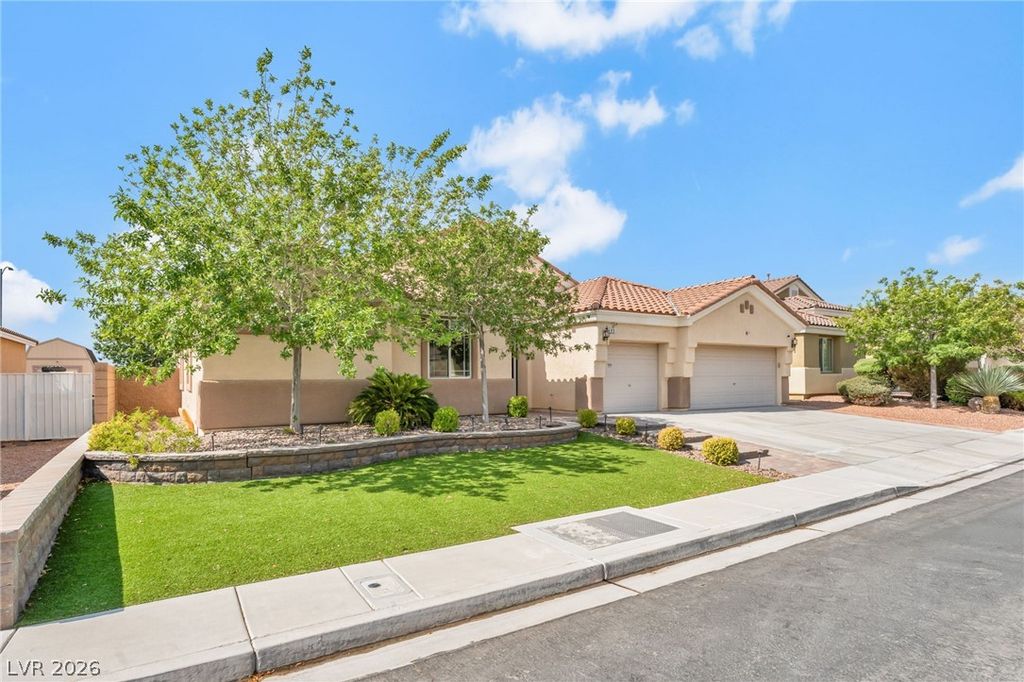 109 Whitetail Archery Avenue, North Las Vegas, NV 89084 — photo 3