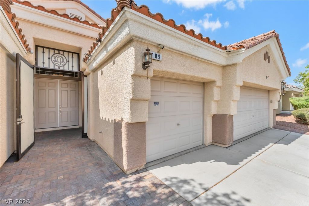 109 Whitetail Archery Avenue, North Las Vegas, NV 89084 — photo 4