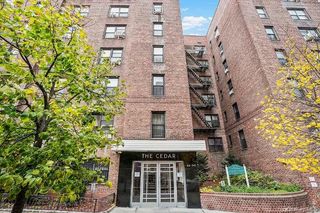 64-00 Saunders Street 5-C, Rego Park, NY 11374
