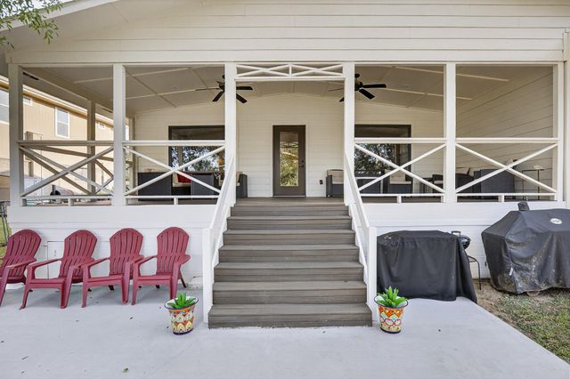 710 Sandy Harbor DR, Horseshoe Bay, TX 78657