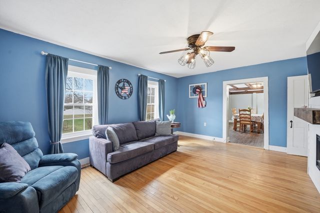 79 State Rd, Whately, MA 01093