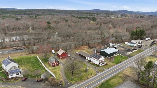 79 State Rd, Whately, MA 01093
