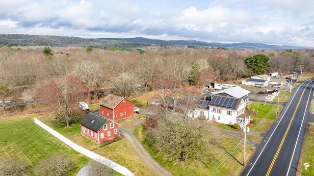 79 State Rd, Whately, MA 01093