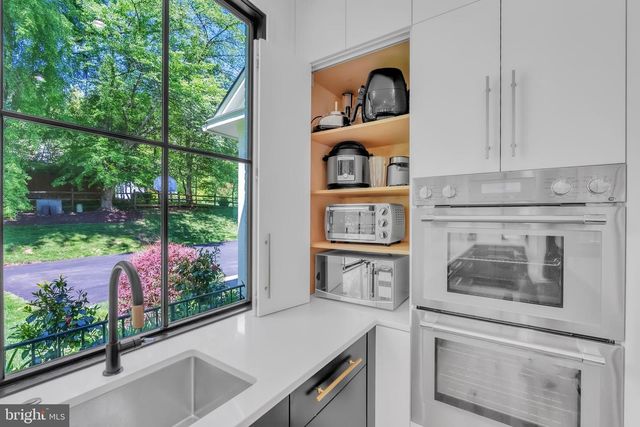 14 STANMORE CT, Potomac, MD 20854