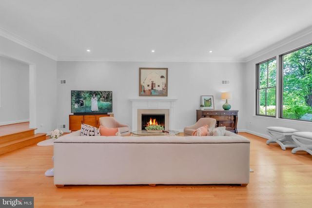 14 STANMORE CT, Potomac, MD 20854