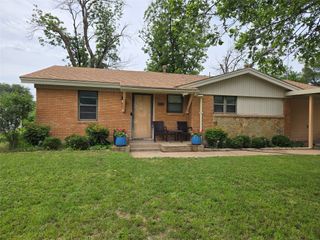 8813 Myra Street, White Settlement, TX 76108