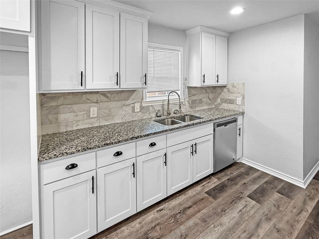 3201 Ryan Avenue, Fort Worth, TX 76110