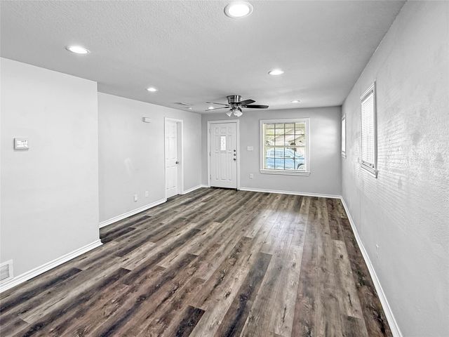 3201 Ryan Avenue, Fort Worth, TX 76110