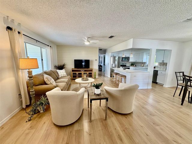 17747 SE 97TH AVENUE, Summerfield, FL 34491