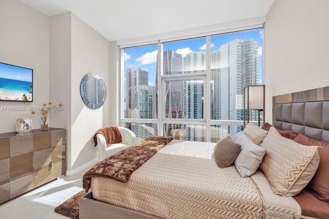 851 NE 1st Ave 3401, Miami, FL 33132