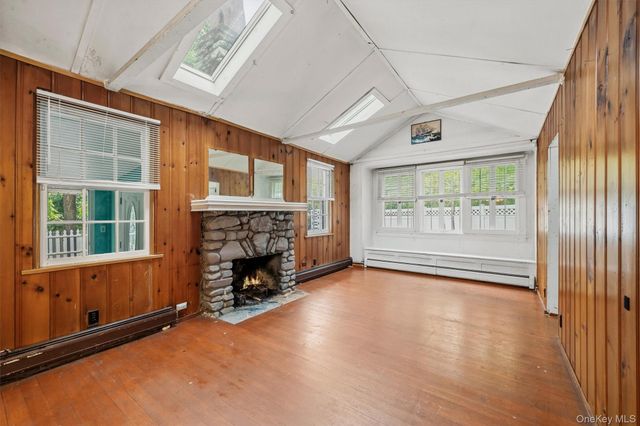 4 Hillside Trail, Monroe, NY 10950