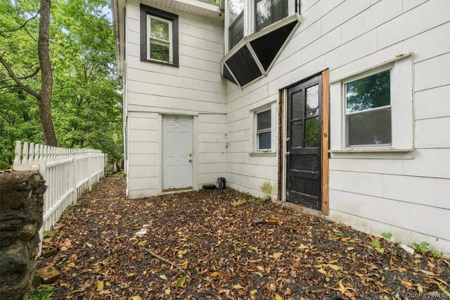 4 Hillside Trail, Monroe, NY 10950