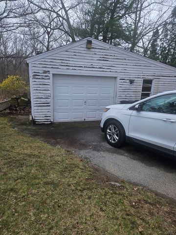 13 Spring Hill Rd, Newbury, MA 01922