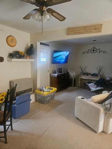 13 Spring Hill Rd, Newbury, MA 01922