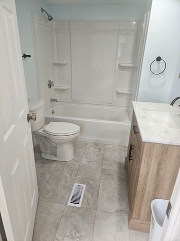 13 Spring Hill Rd, Newbury, MA 01922