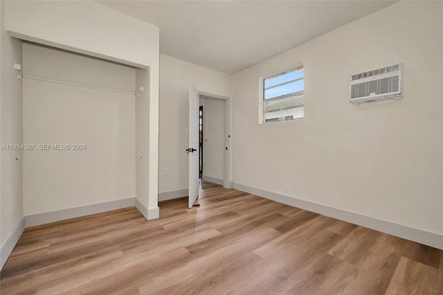 5632 SW 19th St, West Park, FL 33023