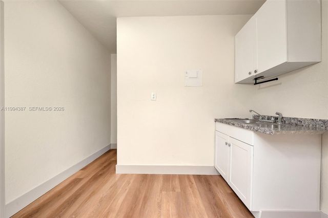 5632 SW 19th St, West Park, FL 33023