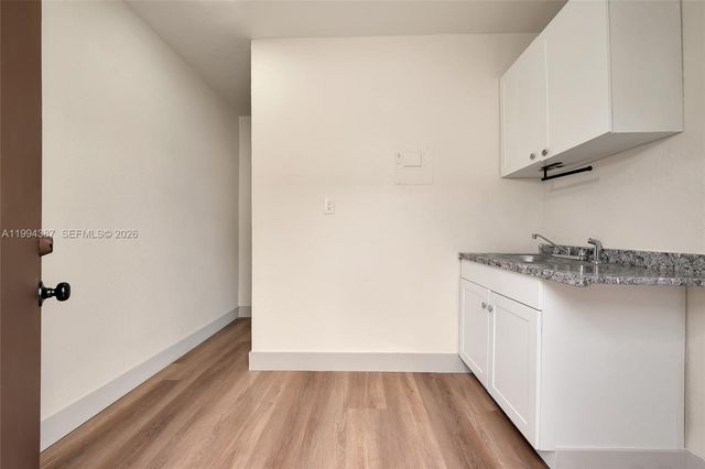 5632 SW 19th St, West Park, FL 33023