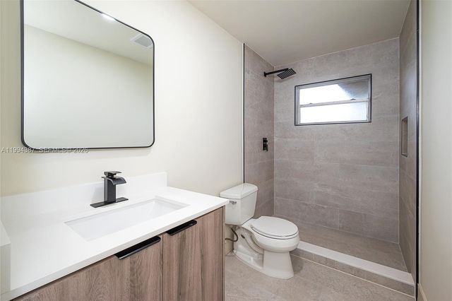 5632 SW 19th St, West Park, FL 33023