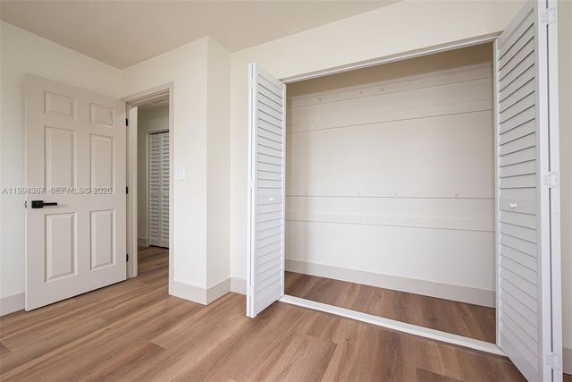 5632 SW 19th St, West Park, FL 33023